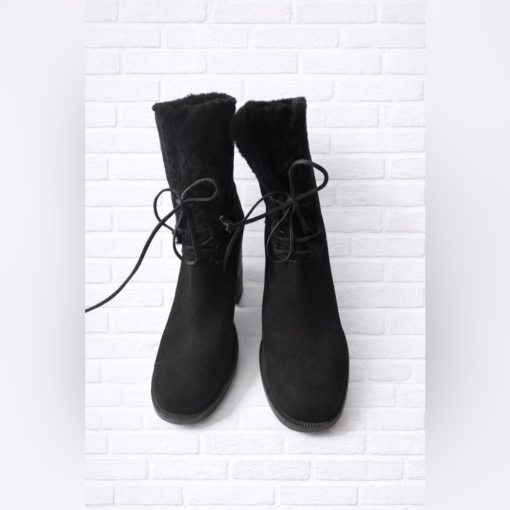 UGG Black Lace-Up Ankle Boots Faux Fur Trim Block Heel Size 7 Winter Booties